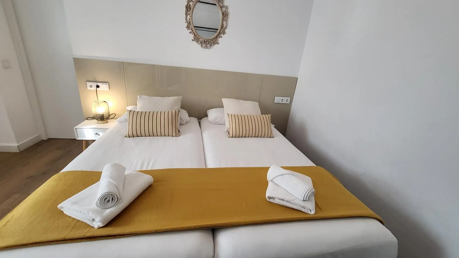 Rentalsevilla Cardenal Cervantes Daire Sevilla